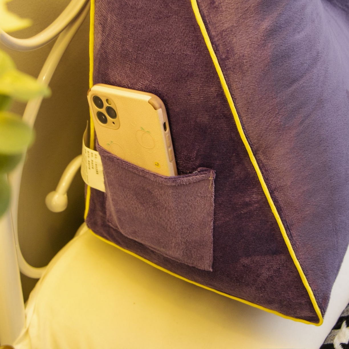 91家纺网 家纺一手货源 找家纺 沐沐家纺 2026新款宝宝绒三角大靠垫 紫色