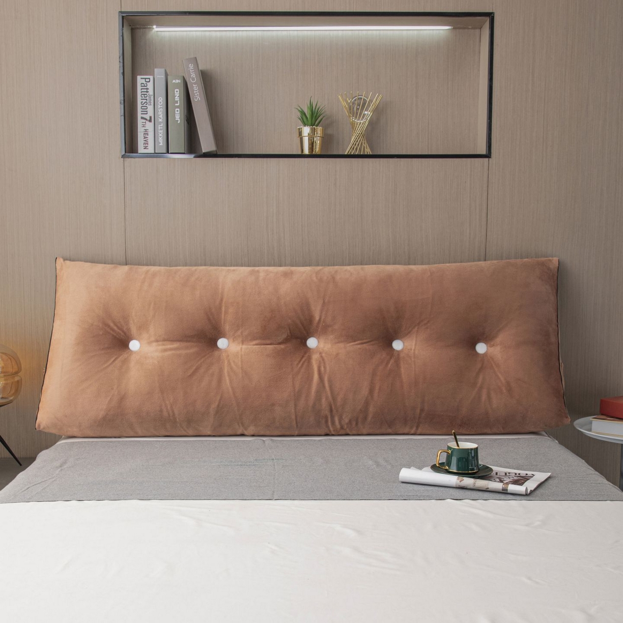 91家纺网 家纺一手货源 找家纺 沐沐家纺 2026新款宝宝绒三角大靠垫 棕色