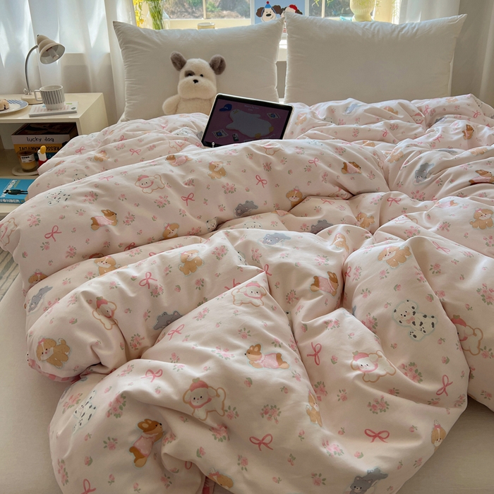 91家纺网 家纺一手货源 找家纺 六巷胡同 2026新款40支全棉13070卡通单品被套 浪漫碎花犬