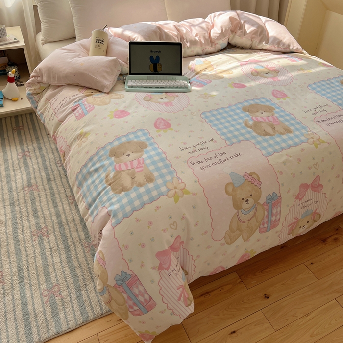 91家纺网 家纺一手货源 找家纺 六巷胡同 2026新款40支全棉13070卡通单品被套 草莓甜心犬