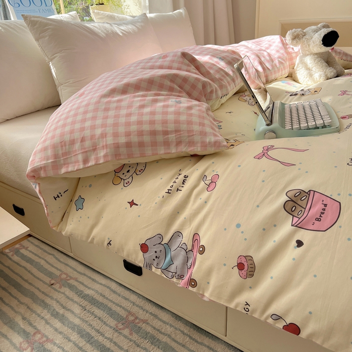 91家纺网 家纺一手货源 找家纺 六巷胡同 2026新款40支全棉13070卡通单品被套 法棍滑板狗