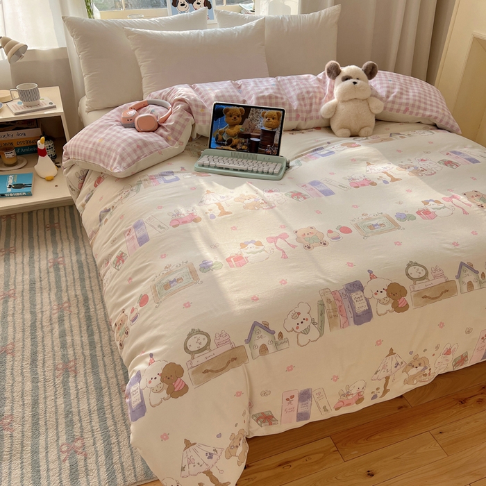 91家纺网 家纺一手货源 找家纺 六巷胡同 2026新款40支全棉13070卡通单品被套 欢乐课堂趴