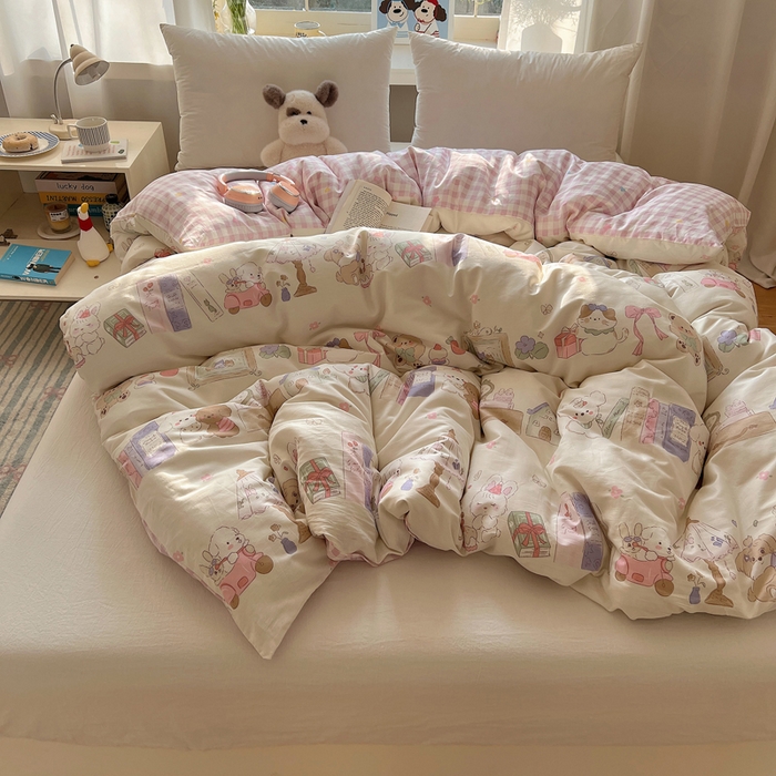 91家纺网 家纺一手货源 找家纺 六巷胡同 2026新款40支全棉13070卡通单品被套 欢乐课堂趴