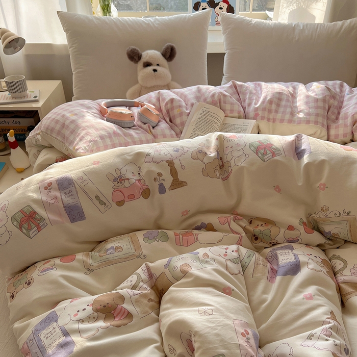 91家纺网 家纺一手货源 找家纺 六巷胡同 2026新款40支全棉13070卡通单品被套 欢乐课堂趴