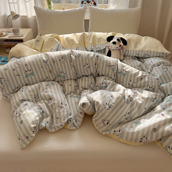 91家纺网 家纺一手货源 找家纺 六巷胡同 2026新款40支全棉13070卡通单品被套 蓝条努比犬