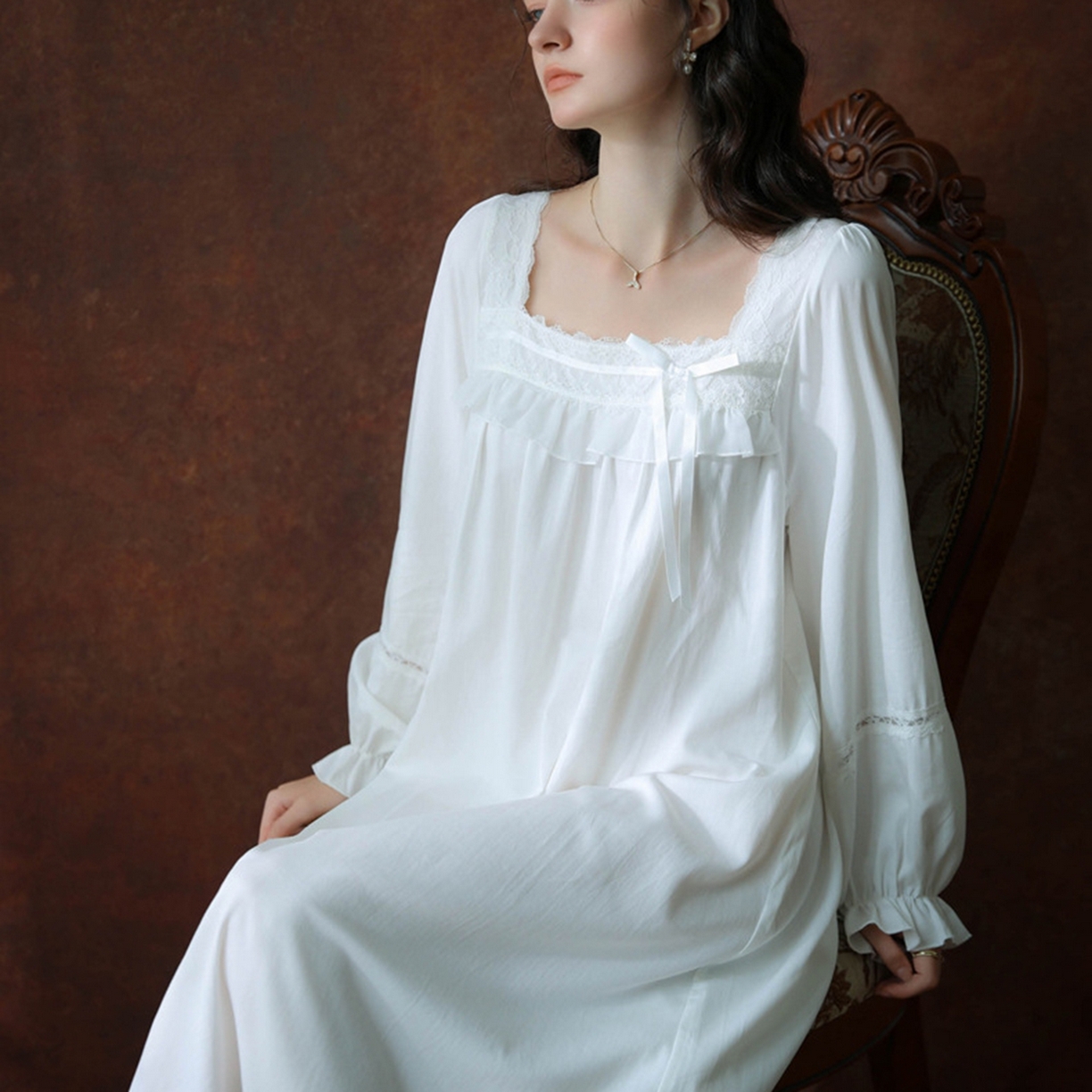 91家纺网 家纺一手货源 找家纺 洛兰沙家居馆 2026新款长袖睡裙宫廷风甜美公主法式复古宽松圆领新款女春秋针织棉睡衣 白色