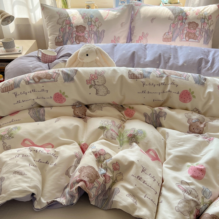 91家纺网 家纺一手货源 找家纺 六巷胡同 2026新款40支全棉13070卡通单品被套 秘境花园熊