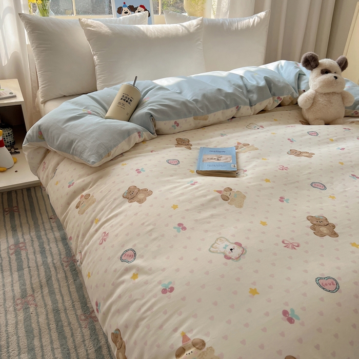 91家纺网 家纺一手货源 找家纺 六巷胡同 2026新款40支全棉13070卡通单品被套 奶油甜心熊