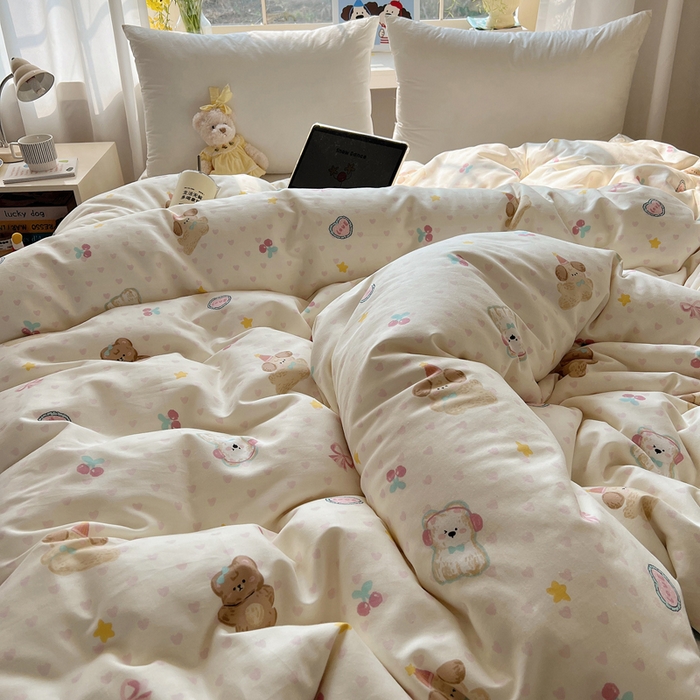 91家纺网 家纺一手货源 找家纺 六巷胡同 2026新款40支全棉13070卡通单品被套 奶油甜心熊