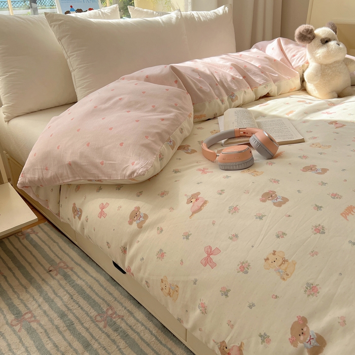 91家纺网 家纺一手货源 找家纺 六巷胡同 2026新款40支全棉13070卡通单品被套 派对害羞狗