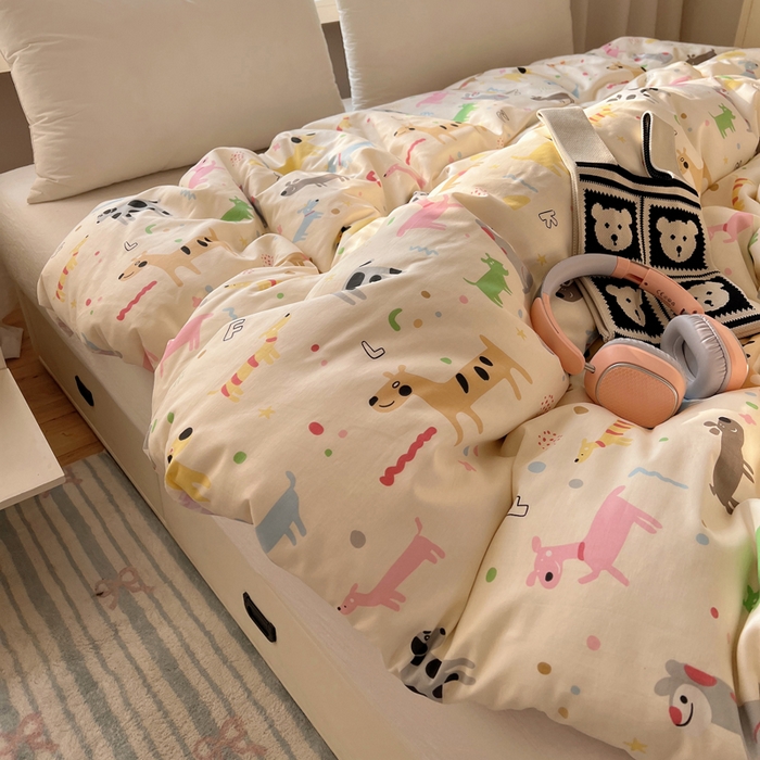 91家纺网 家纺一手货源 找家纺 六巷胡同 2026新款40支全棉13070卡通单品被套 趣味斑点狗