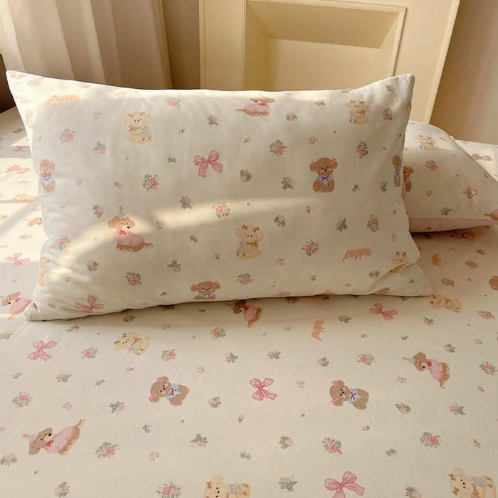 91家纺网 家纺一手货源 找家纺 六巷胡同 2026新款40支全棉13070卡通单品枕套 派对害羞狗