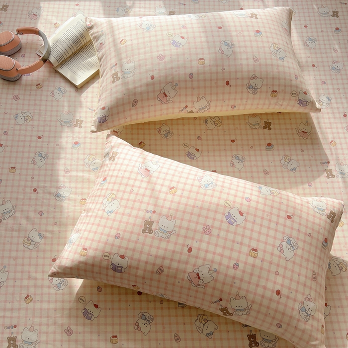 91家纺网 家纺一手货源 找家纺 六巷胡同 2026新款40支全棉13070卡通单品枕套 卡哇伊猫咪