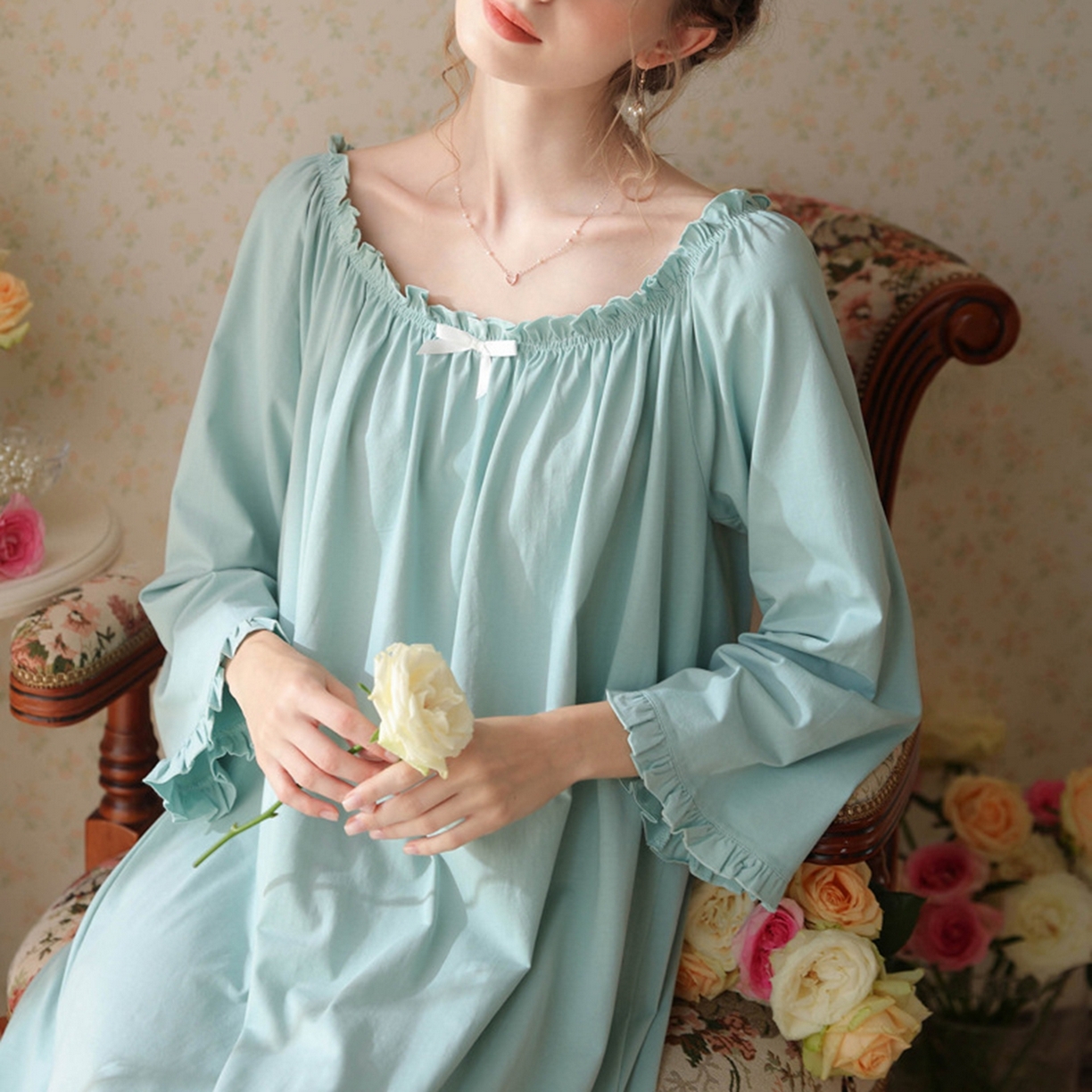 91家纺网 家纺一手货源 找家纺 洛兰沙家居馆 2026新款长袖睡裙宫廷风甜美公主法式复古宽松圆领新款女春秋针织棉睡衣 水绿色