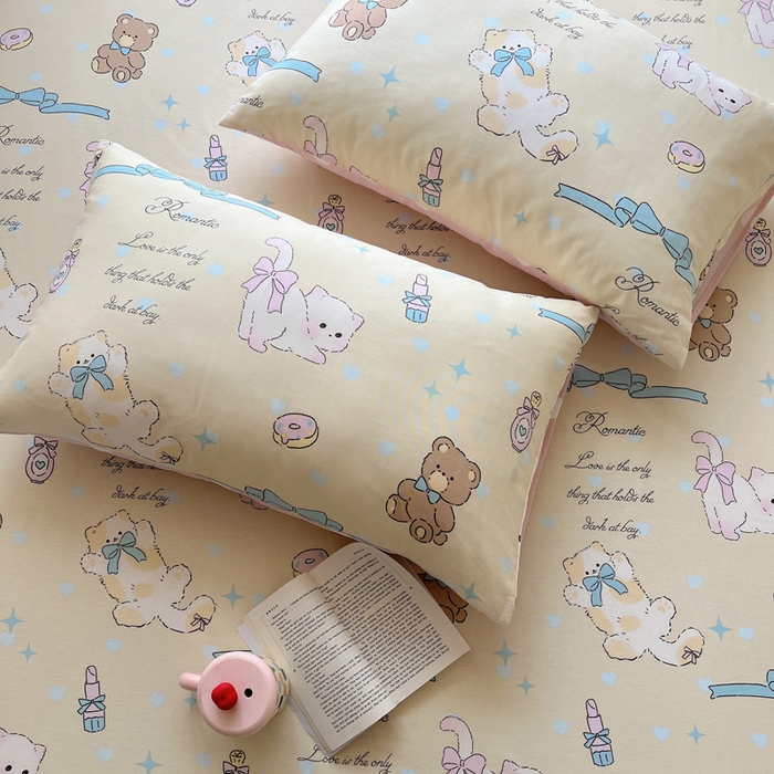 91家纺网 家纺一手货源 找家纺 六巷胡同 2026新款40支全棉13070卡通单品枕套 猫咪甜甜圈