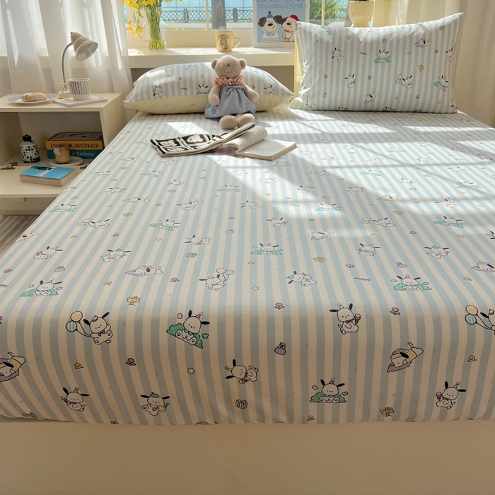 91家纺网 家纺一手货源 找家纺 六巷胡同 2026新款40支全棉13070卡通单品床笠 蓝条努比犬