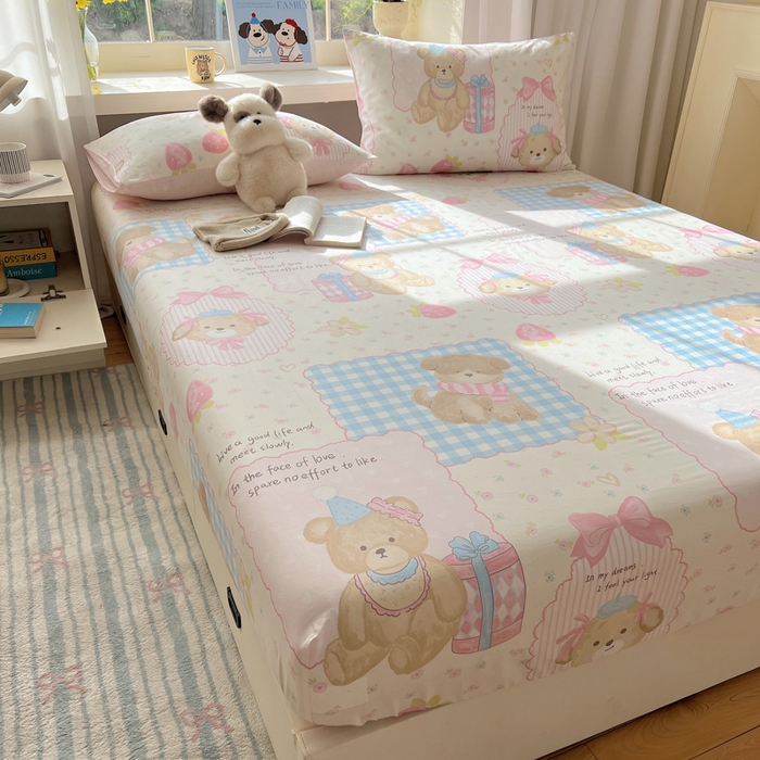 91家纺网 家纺一手货源 找家纺 六巷胡同 2026新款40支全棉13070卡通单品床笠 草莓甜心犬