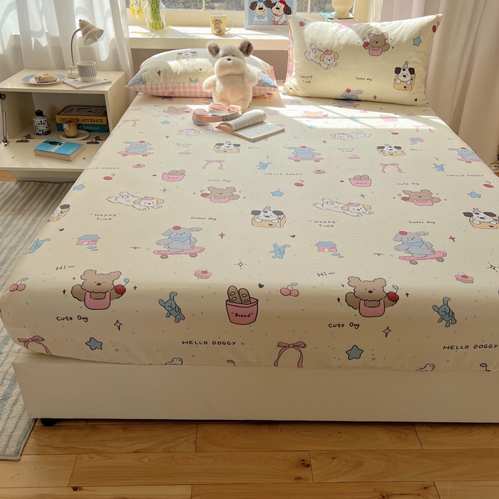 91家纺网 家纺一手货源 找家纺 六巷胡同 2026新款40支全棉13070卡通单品床笠 法棍滑板狗