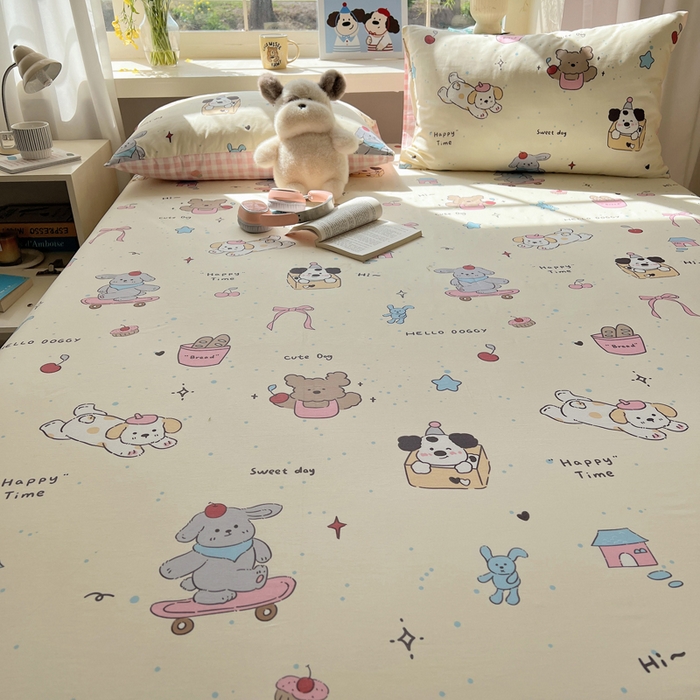 91家纺网 家纺一手货源 找家纺 六巷胡同 2026新款40支全棉13070卡通单品床笠 法棍滑板狗