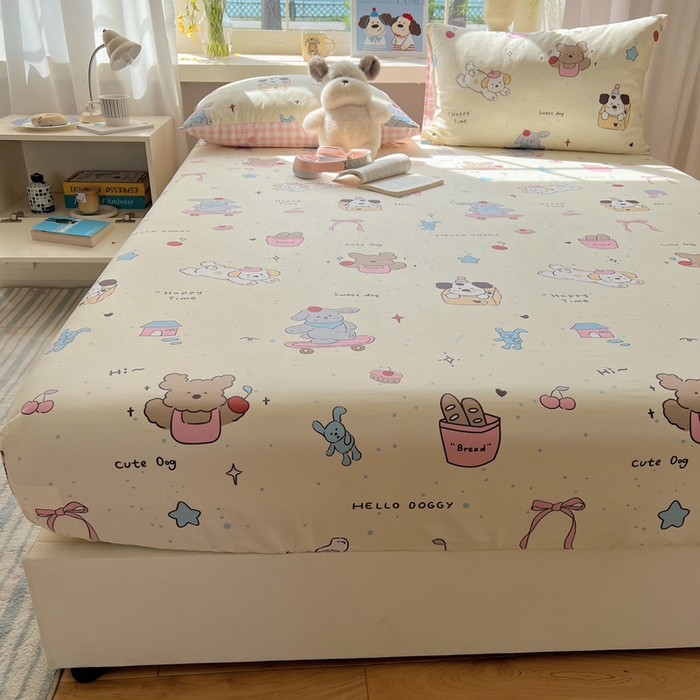 91家纺网 家纺一手货源 找家纺 六巷胡同 2026新款40支全棉13070卡通单品床笠 法棍滑板狗