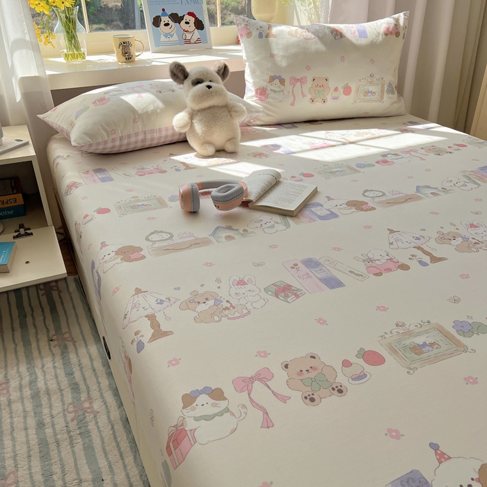 91家纺网 家纺一手货源 找家纺 六巷胡同 2026新款40支全棉13070卡通单品床笠 欢乐课堂趴