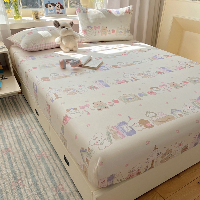 91家纺网 家纺一手货源 找家纺 六巷胡同 2026新款40支全棉13070卡通单品床笠 欢乐课堂趴