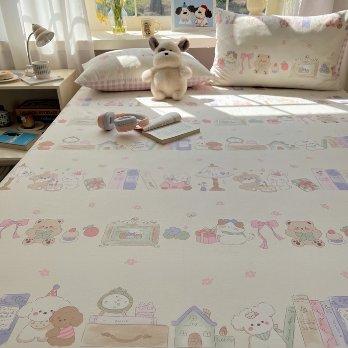 91家纺网 家纺一手货源 找家纺 六巷胡同 2026新款40支全棉13070卡通单品床笠 欢乐课堂趴