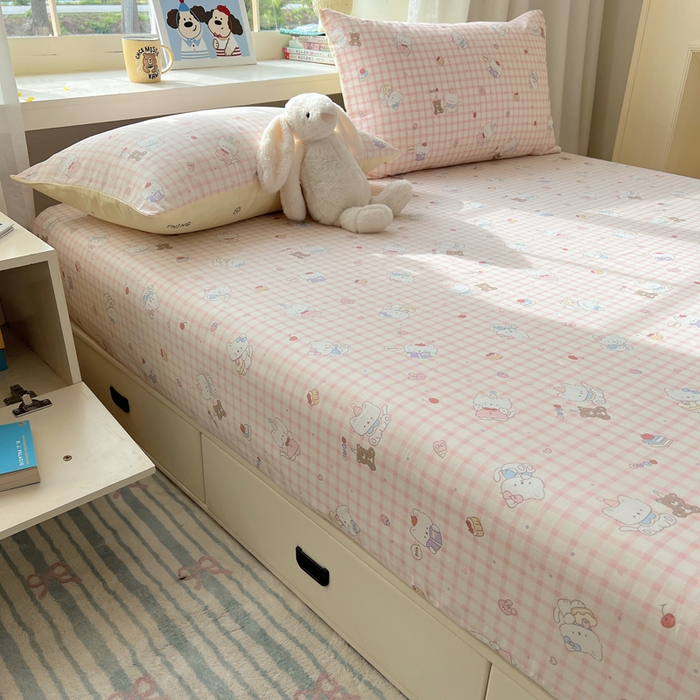 91家纺网 家纺一手货源 找家纺 六巷胡同 2026新款40支全棉13070卡通单品床笠 卡哇伊猫咪