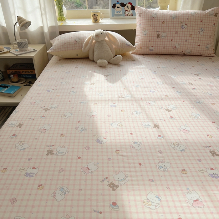 91家纺网 家纺一手货源 找家纺 六巷胡同 2026新款40支全棉13070卡通单品床笠 卡哇伊猫咪