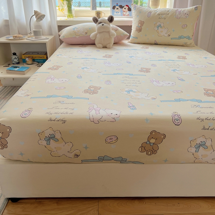 91家纺网 家纺一手货源 找家纺 六巷胡同 2026新款40支全棉13070卡通单品床笠 猫咪甜甜圈