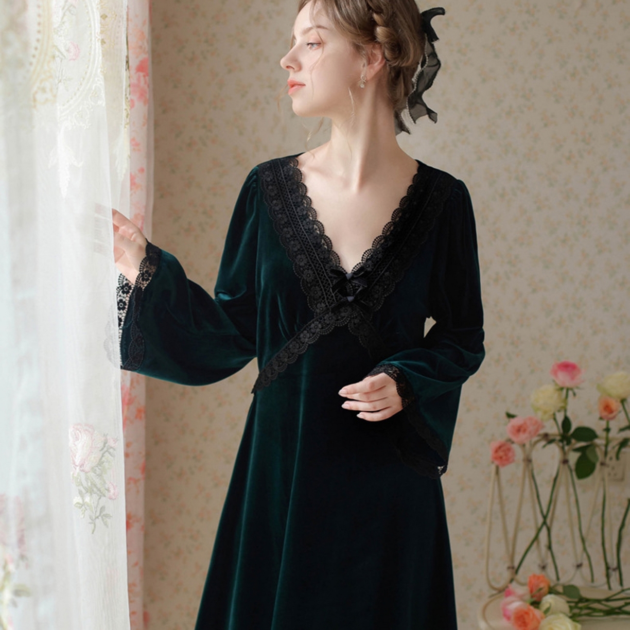 91家纺网 家纺一手货源 找家纺 洛兰沙家居馆 2026新款秋冬宽松复古宫廷绒款V领睡裙睡袍长袖长款公主保暖家居服绒睡衣 绿色