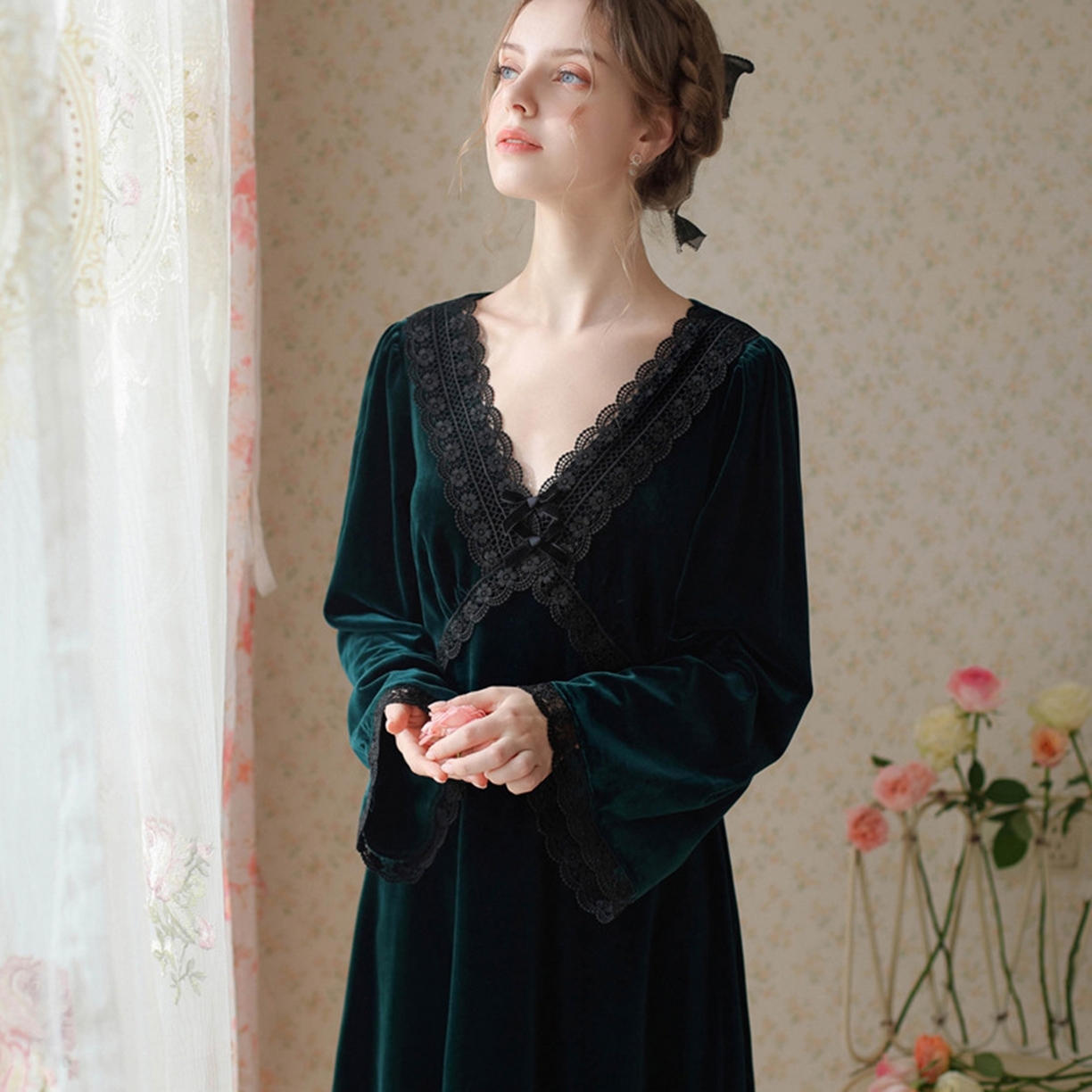 91家纺网 家纺一手货源 找家纺 洛兰沙家居馆 2026新款秋冬宽松复古宫廷绒款V领睡裙睡袍长袖长款公主保暖家居服绒睡衣 绿色