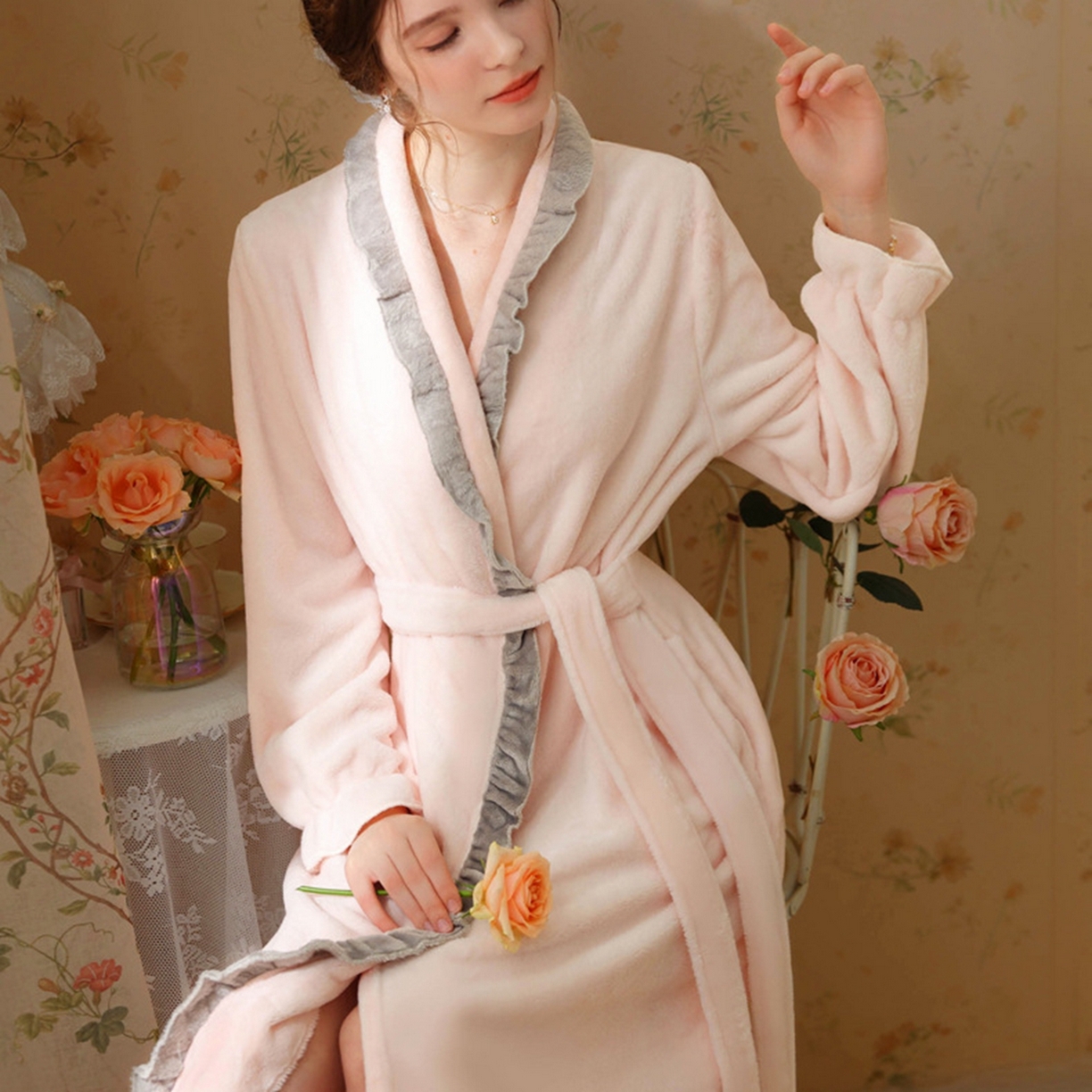 91家纺网 家纺一手货源 找家纺 洛兰沙家居馆 2026新款秋冬宽松复古宫廷绒睡袍少女厚长袖长款公主加厚保暖家居服绒睡衣 粉色