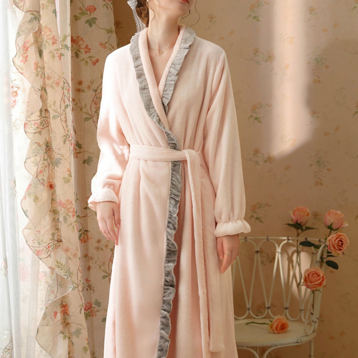 91家纺网 家纺一手货源 找家纺 洛兰沙家居馆 2026新款秋冬宽松复古宫廷绒睡袍少女厚长袖长款公主加厚保暖家居服绒睡衣 粉色