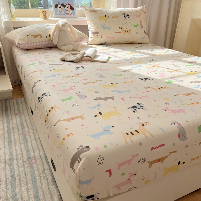 91家纺网 家纺一手货源 找家纺 六巷胡同 2026新款40支全棉13070卡通单品床笠 趣味斑点狗