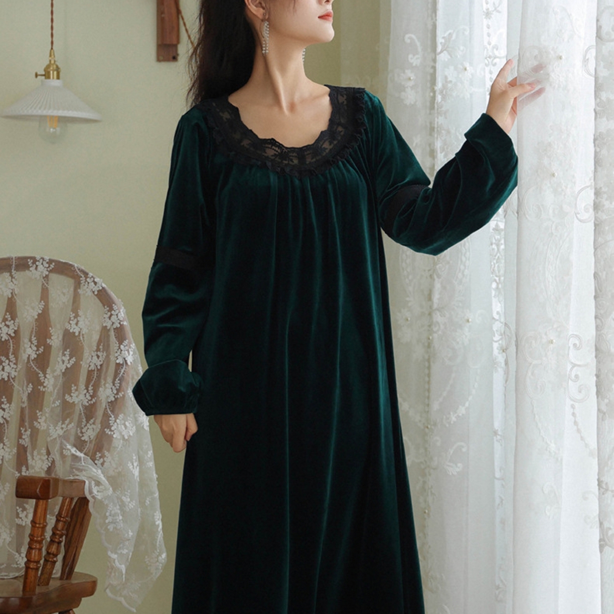 91家纺网 家纺一手货源 找家纺 洛兰沙家居馆 2026新款秋冬宽松复古蕾丝丝绒睡裙少女厚长袖长款公主风蓄热保暖家居服绒睡衣 绿色