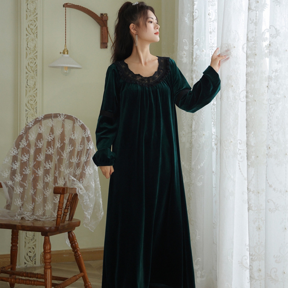 91家纺网 家纺一手货源 找家纺 洛兰沙家居馆 2026新款秋冬宽松复古蕾丝丝绒睡裙少女厚长袖长款公主风蓄热保暖家居服绒睡衣 绿色