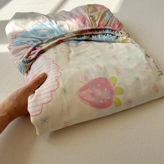 91家纺网 家纺一手货源 找家纺 六巷胡同 2026新款40支全棉13070卡通单品床笠 床笠叠拍图