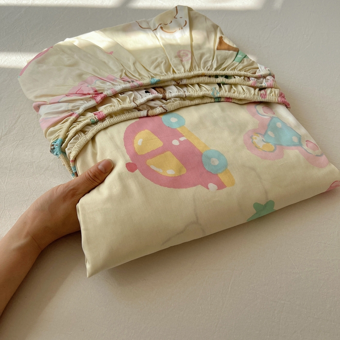 91家纺网 家纺一手货源 找家纺 六巷胡同 2026新款40支全棉13070卡通单品床笠 床笠叠拍图