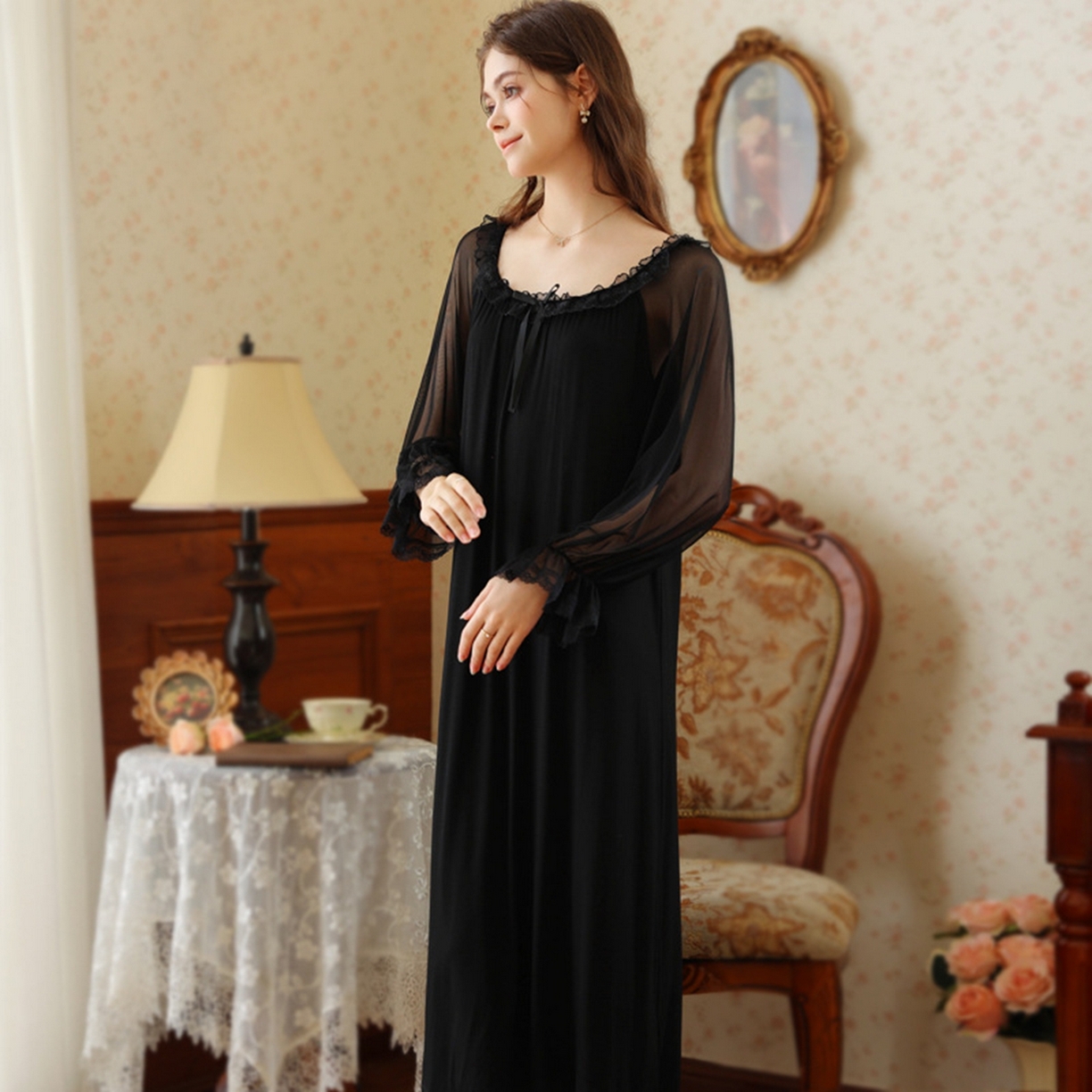91家纺网 家纺一手货源 找家纺 洛兰沙家居馆 2026新款宫廷风甜美公主法式复古宽松圆领女春秋针织棉长袖睡衣睡裙 黑色