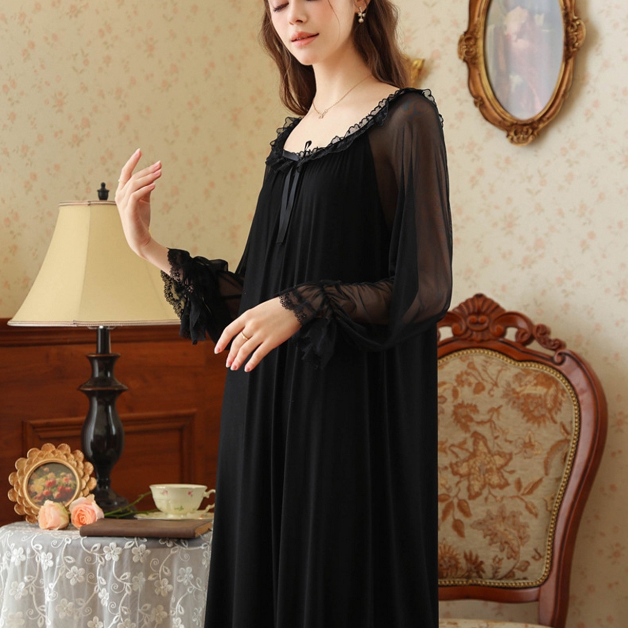 91家纺网 家纺一手货源 找家纺 洛兰沙家居馆 2026新款宫廷风甜美公主法式复古宽松圆领女春秋针织棉长袖睡衣睡裙 黑色