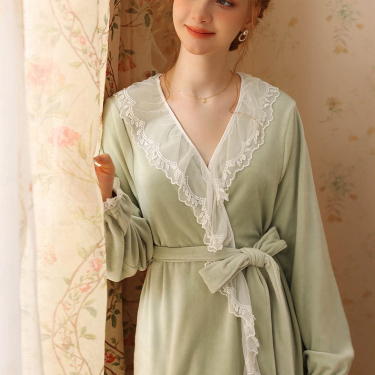 91家纺网 家纺一手货源 找家纺 洛兰沙家居馆 2026新款秋冬宽松复古宫廷绒睡袍少女厚长袖长款公主加厚保暖家居服绒睡衣 绿色