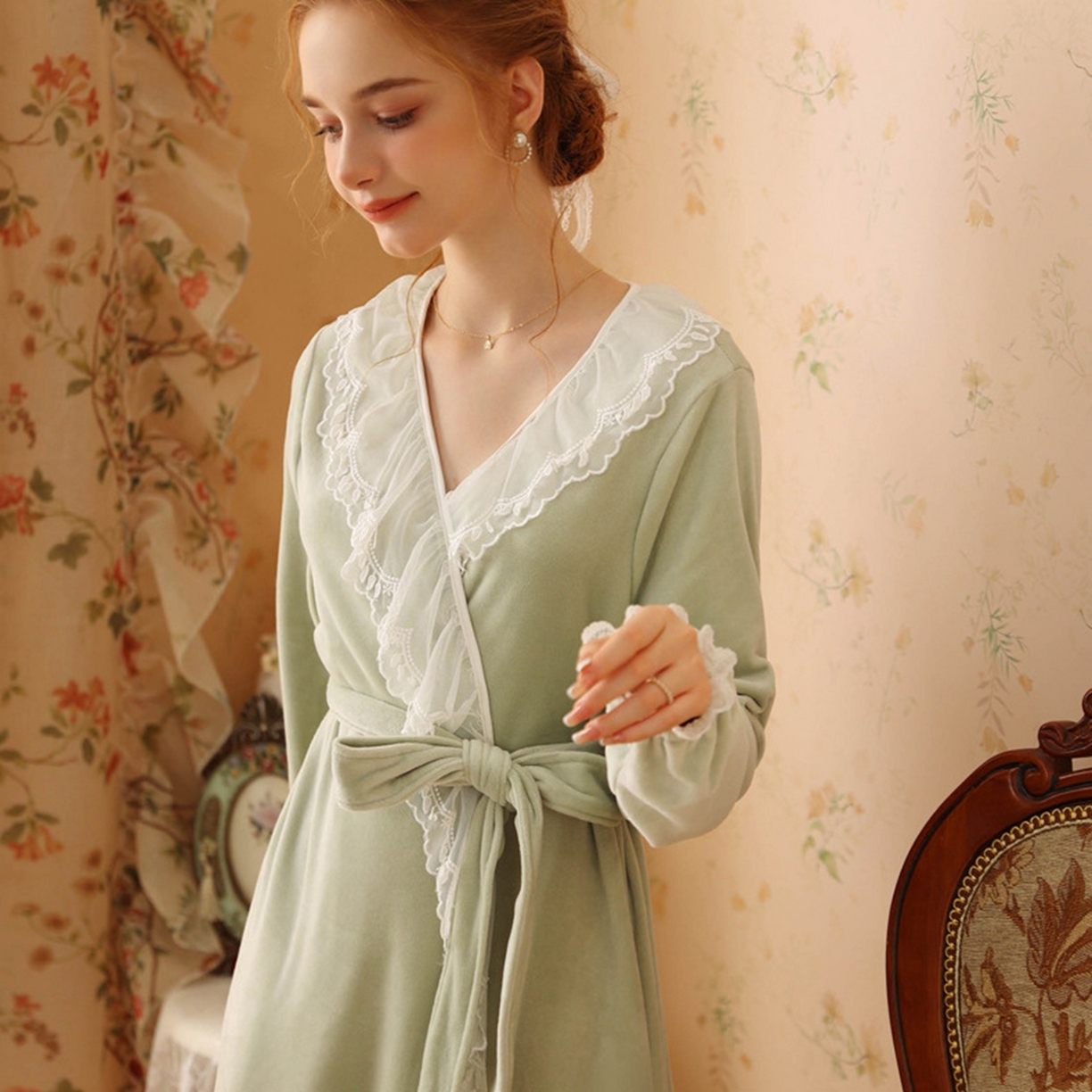 91家纺网 家纺一手货源 找家纺 洛兰沙家居馆 2026新款秋冬宽松复古宫廷绒睡袍少女厚长袖长款公主加厚保暖家居服绒睡衣 绿色