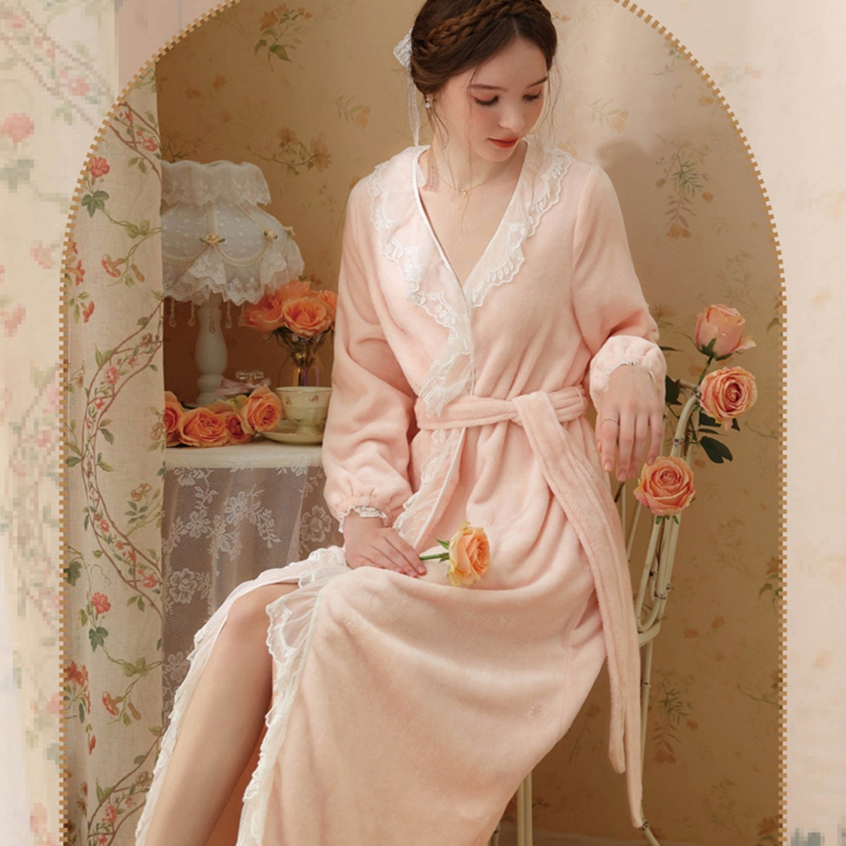 91家纺网 家纺一手货源 找家纺 洛兰沙家居馆 2026新款秋冬宽松复古宫廷绒睡袍少女厚长袖长款公主加厚保暖家居服绒睡衣 嫩粉色