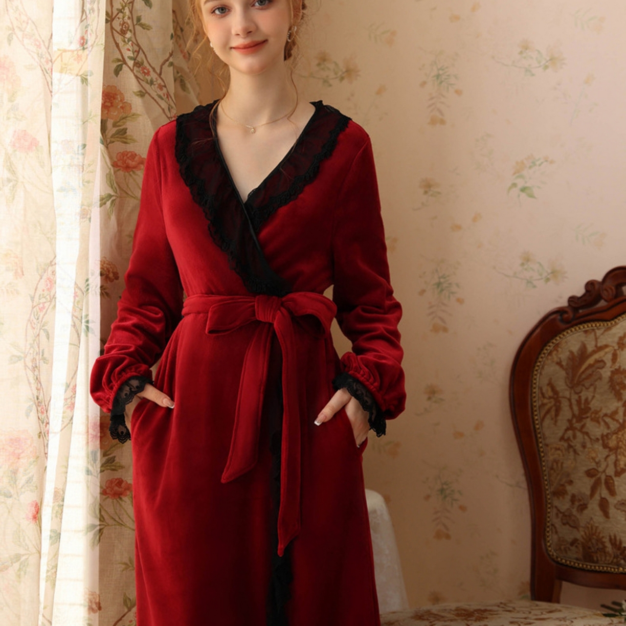 91家纺网 家纺一手货源 找家纺 洛兰沙家居馆 2026新款秋冬宽松复古宫廷绒睡袍少女厚长袖长款公主加厚保暖家居服绒睡衣 红色