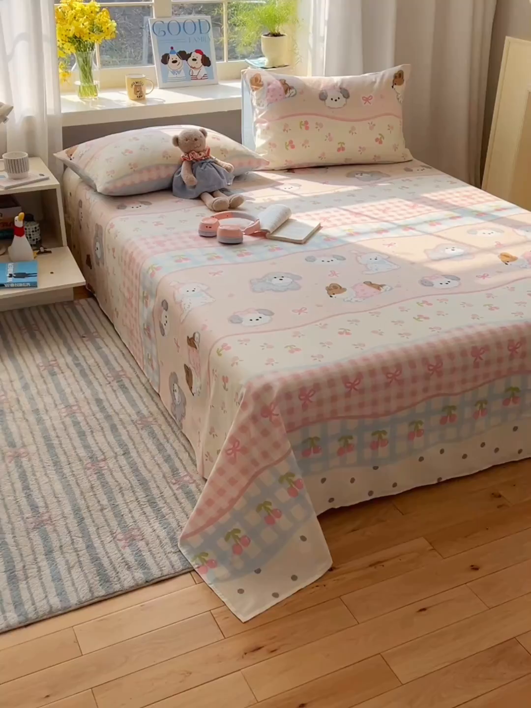 91家纺网 家纺一手货源 找家纺 六巷胡同 2026新款40支全棉13070卡通单品床单 洋气柯基崽