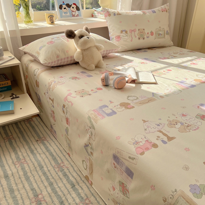 91家纺网 家纺一手货源 找家纺 六巷胡同 2026新款40支全棉13070卡通单品床单 欢乐课堂趴