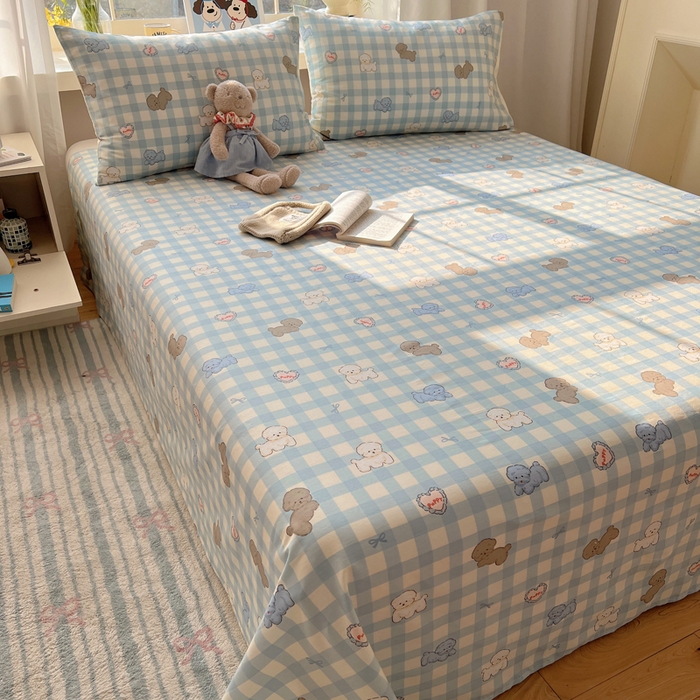 91家纺网 家纺一手货源 找家纺 六巷胡同 2026新款40支全棉13070卡通单品床单 蓝格奶油狗