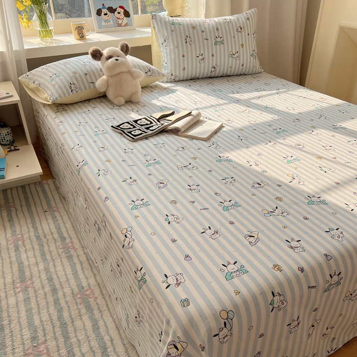 91家纺网 家纺一手货源 找家纺 六巷胡同 2026新款40支全棉13070卡通单品床单 蓝条努比犬