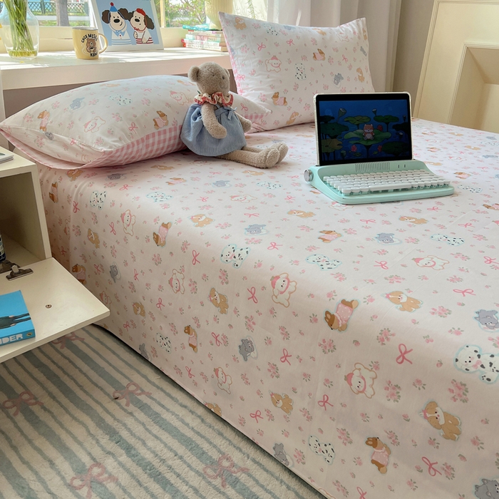 91家纺网 家纺一手货源 找家纺 六巷胡同 2026新款40支全棉13070卡通单品床单 浪漫碎花犬